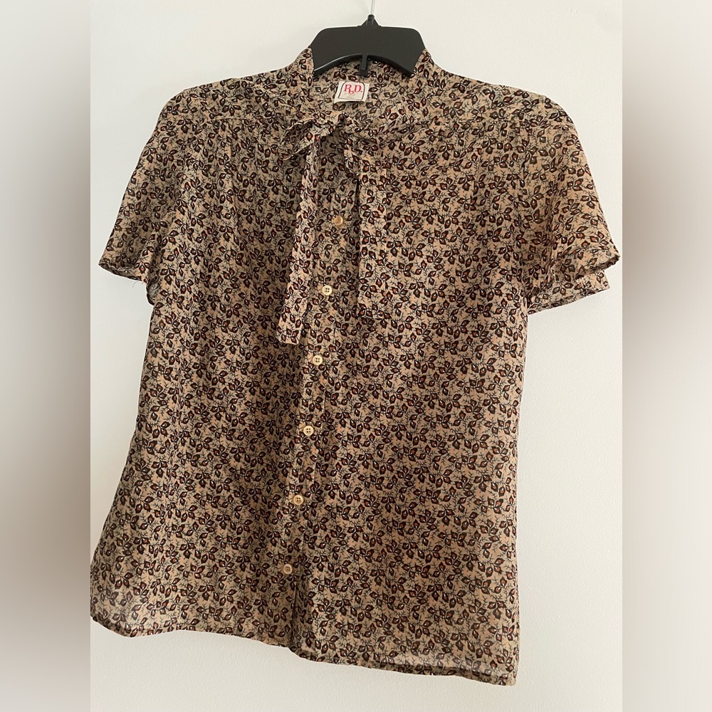 Women’s Blouse
